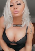 Alma Delux Pornstar