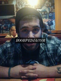 Ricky – photo 2