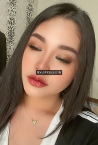 Sexy And Beautiful Mona