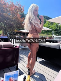 Nina Cox – photo 4