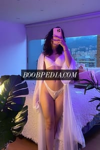 Selena – photo 2