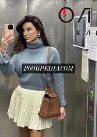 Mia – photo 2