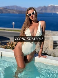 Angelique – photo 15