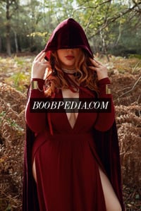 Amber Evergreen – photo 4