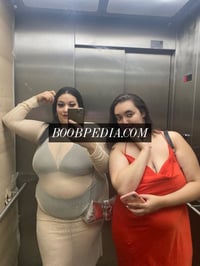 Fallon & Katherine "duo with girl" – photo 10