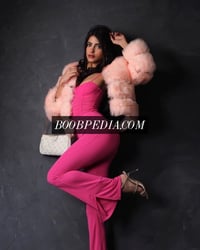 Nicole – photo 2
