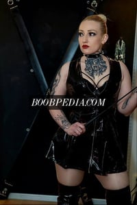 Mistress Queen Lara – photo 4