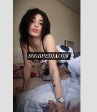 Aisha – photo 2