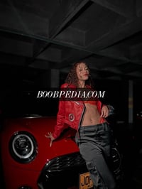 Michelle – photo 2