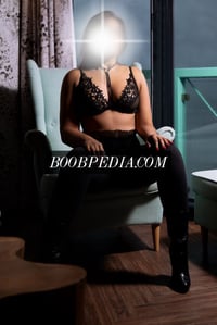 Maia high class companion – photo 5