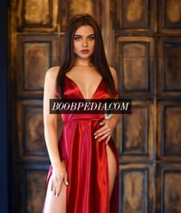 Elizabeth – photo 3