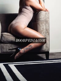 Khloe Roy – photo 20