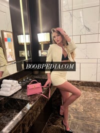 Valerie Rivas – photo 6