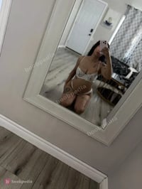 Alina Belle