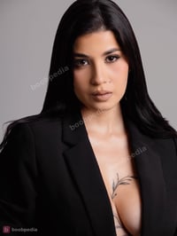 Veronica – photo 10