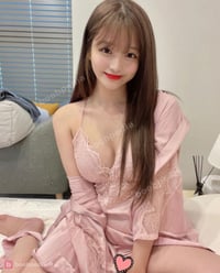 Helen – photo 2