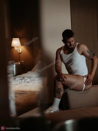 boyfriend guy – photo 11