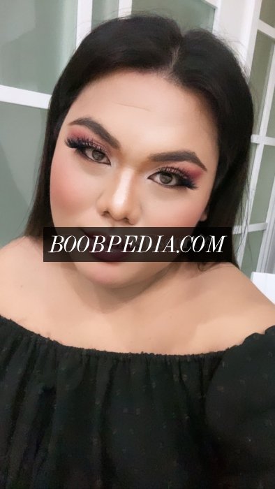 Chubby Shemale