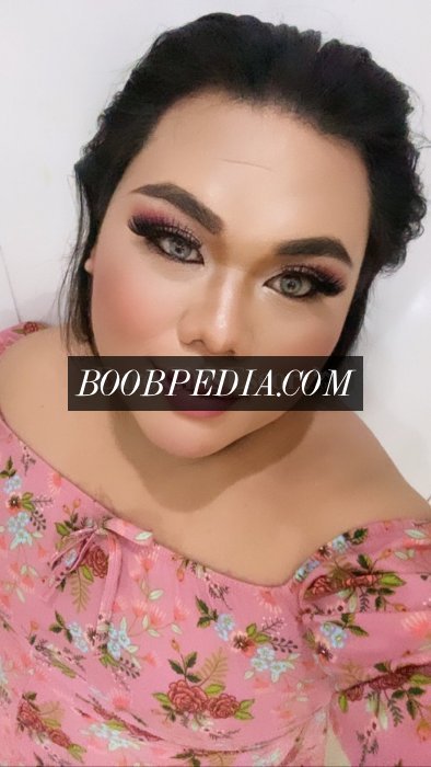 Chubby Shemale