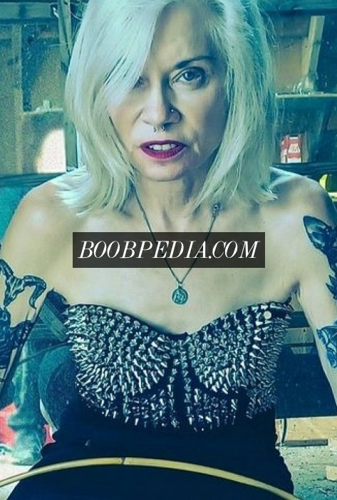 Mistress Olivia Vexx