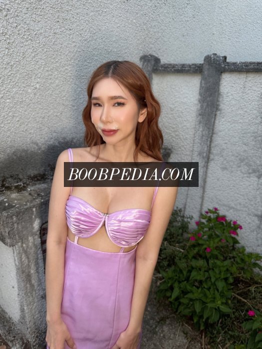 April Maxima Pornstar