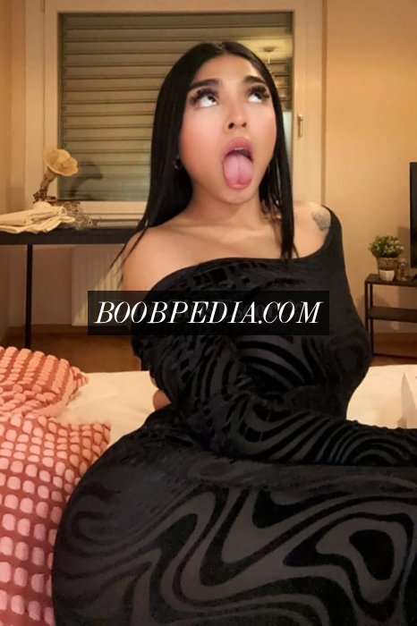 Michi Sky Pornstar