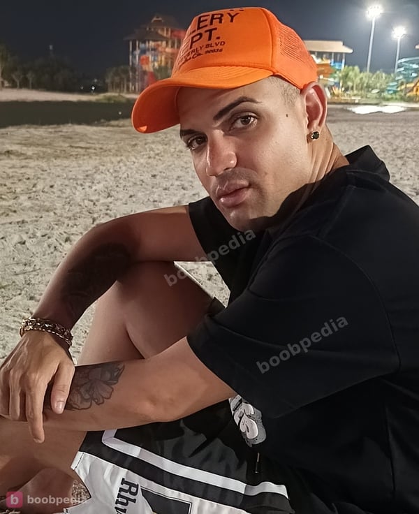 Damián latino 🇨🇴