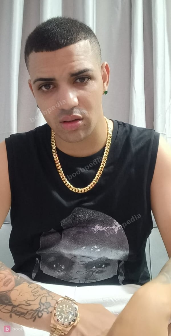 Damián latino 🇨🇴