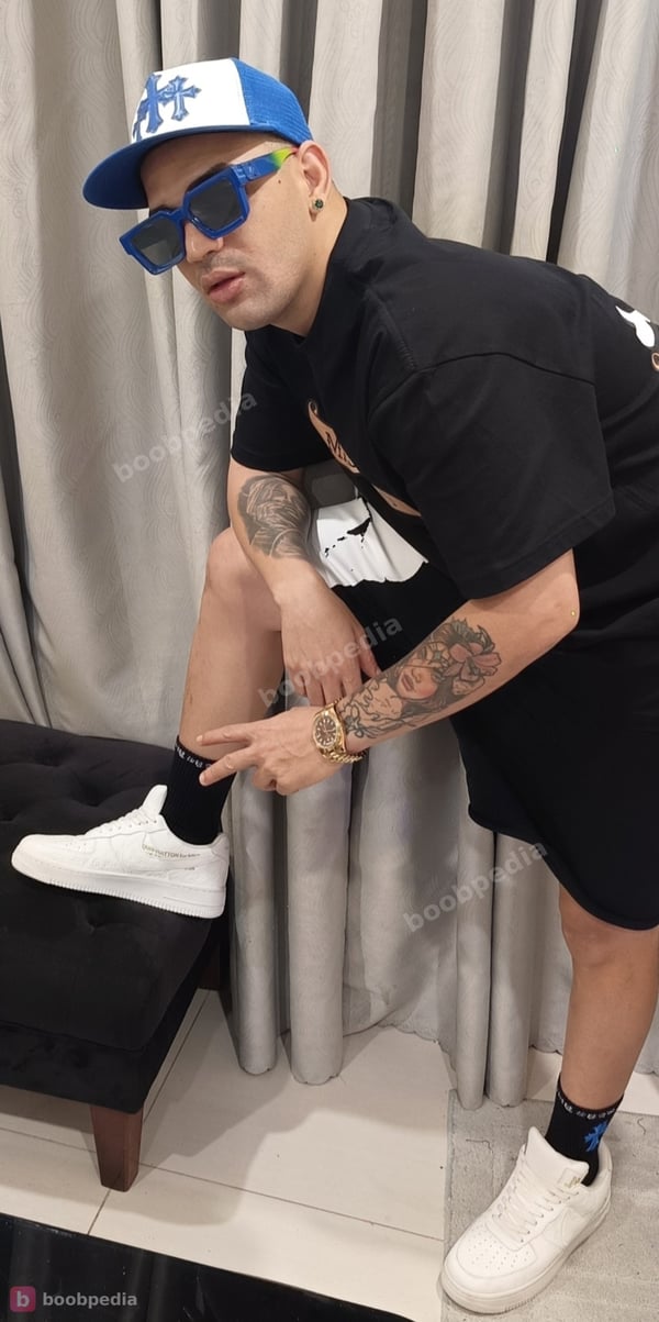 Damián latino 🇨🇴