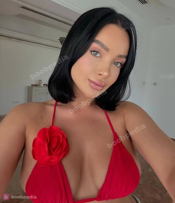 Mouna