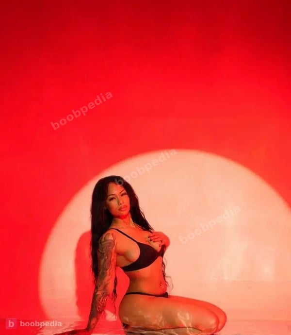 Naomi