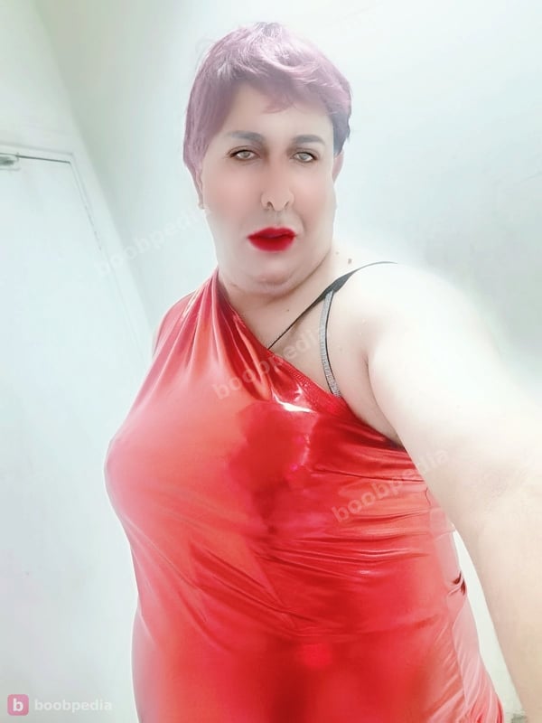 sarrra sexy