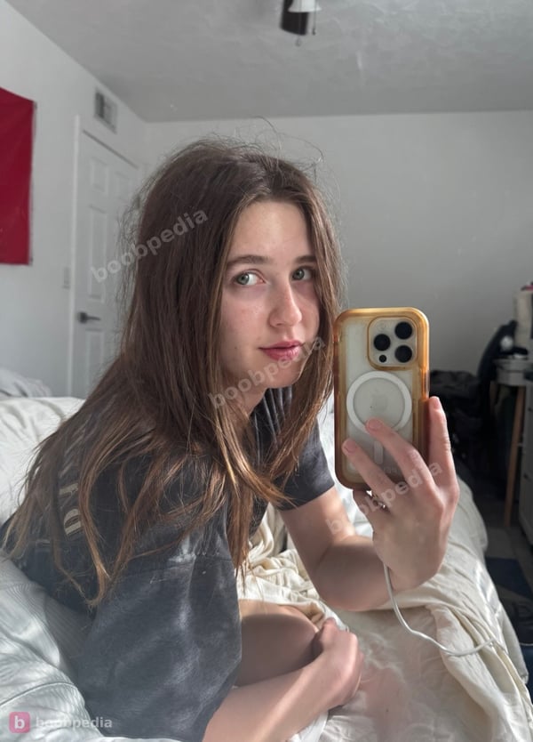 Alanarose