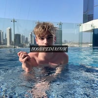 Christian – photo 16