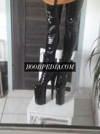Li Black Martin – photo 6