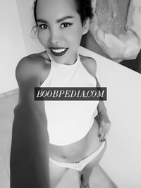 Beautiful Shemale – photo 11