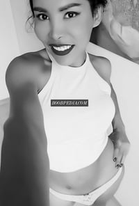 Beautiful Shemale – photo 1