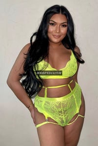Curvy Valeria – photo 1