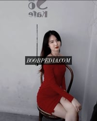 Vivian – photo 2