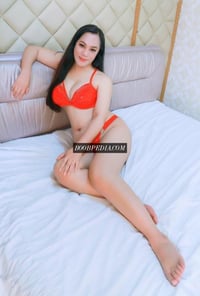Elissa Lily – photo 1