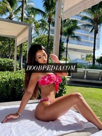Nicole – photo 2