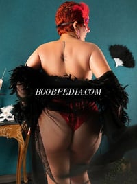 Isabella Muniz – photo 5