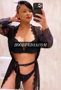 Mia Yakira – photo 14