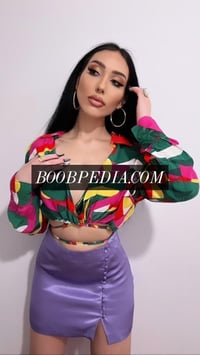Megan – photo 2
