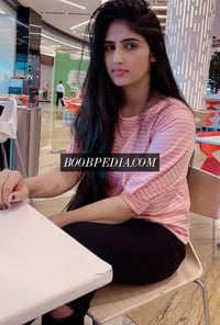 Saniha Kapoor – photo 1