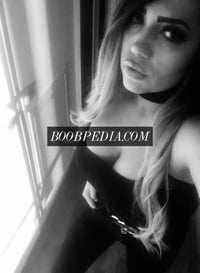 Chloe – photo 12
