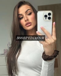 Faye – photo 4