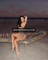 Gabi – photo 19