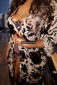 Ebony bouncy booty