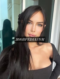 Aisha – photo 2